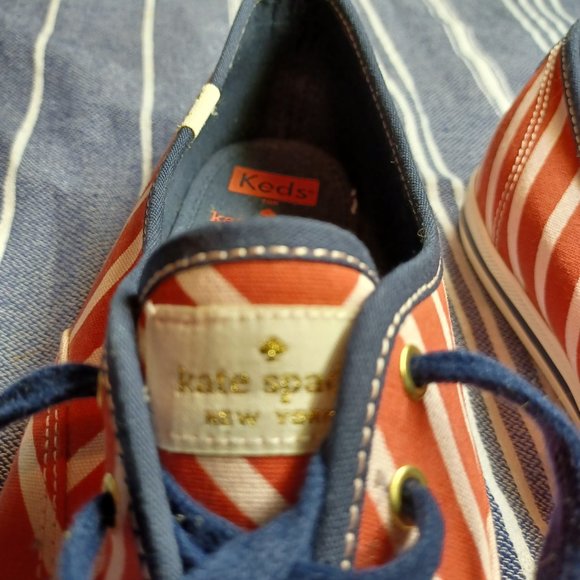 Kate Spade Keds Women's Canvas Shoes Size 8.5 Red White Striped - Picture 3 of 9